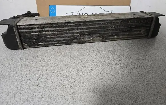 BMW 5 E39 Intercooler radiator 1914555 1220050653 61276