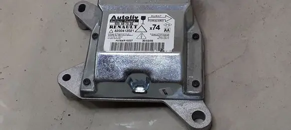Renault Laguna II Airbag control unit/module 8200412021
