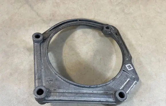 Porsche 911 991 Engine mounting bracket 9A137523604