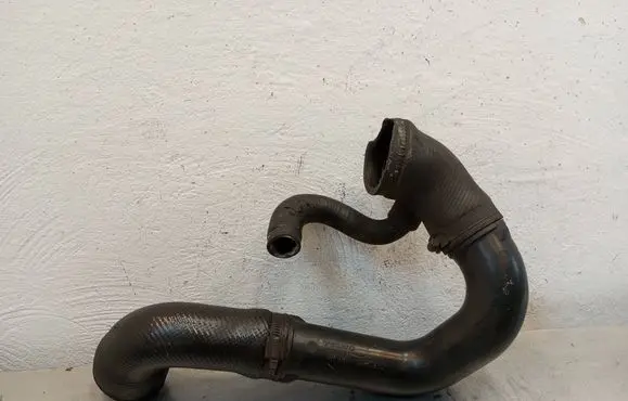 Volvo C70 Air intake hose/pipe 9161095
