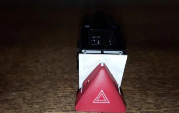 Volkswagen PASSAT B6 Hazard light switch 300953509