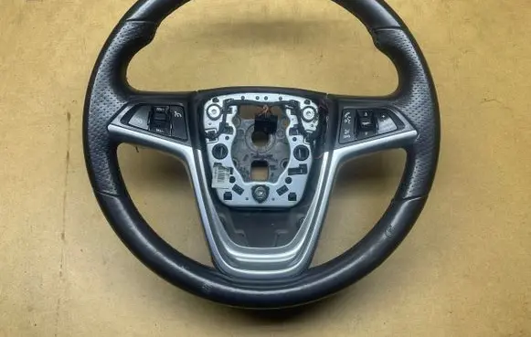 Opel Insignia A Steering wheel 13316540