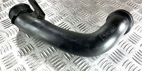 Volvo XC70 Intercooler hose/pipe 30741667
