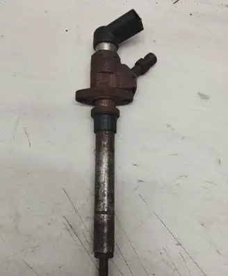 Volvo V70 Fuel injector 9657144580 HE1744979