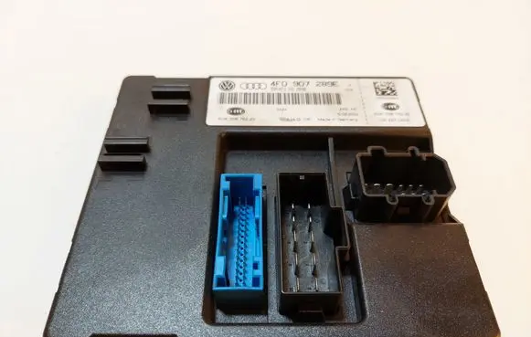 Audi A6 S6 C6 4F Comfort/convenience module 4F0907289E