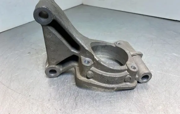 Alfa Romeo Giulietta Driveshaft support bearing bracket 55222027