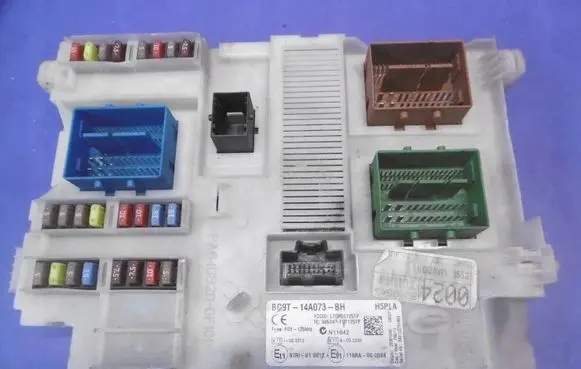 Ford Galaxy Fuse module BG9T14A073BH LTQF01125TP