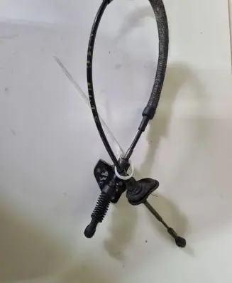 Gear shift cable linkage