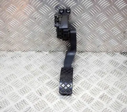 Audi A8 S8 D3 4E Accelerator throttle pedal 4E1723503A F30015701