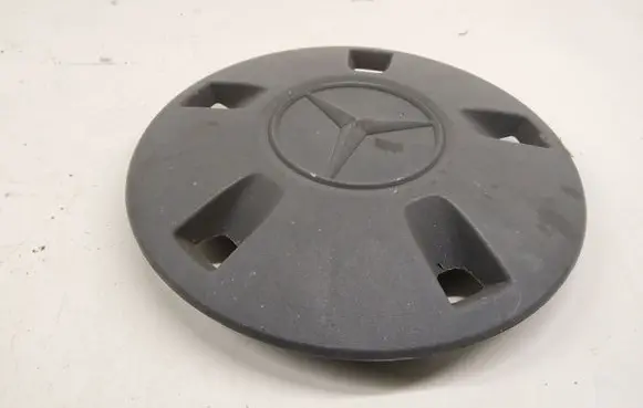 Mercedes-Benz Vito Viano W447 Original wheel cap A4474011600