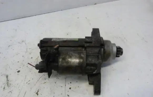 Skoda Fabia Mk1 (6Y) Starter motor 02T911023S