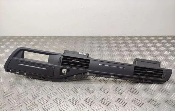 Citroen C5 Dash center air vent grill 9682359677