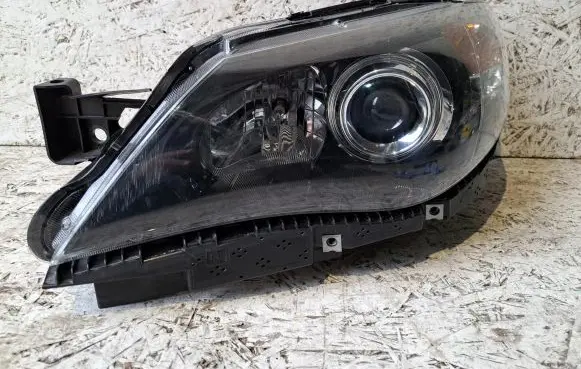 Subaru Impreza IV Headlight/headlamp
