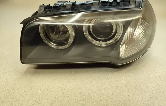 Headlight/headlamp