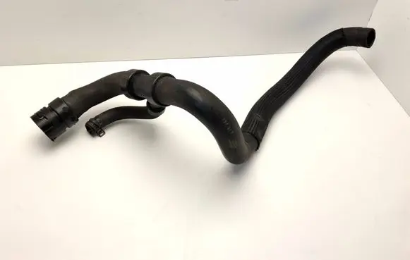 Volvo V70 Engine coolant pipe/hose 6G918286