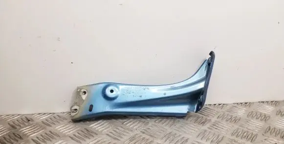 Skoda Octavia Mk3 (5E) Fender mounting bracket 5E0821141