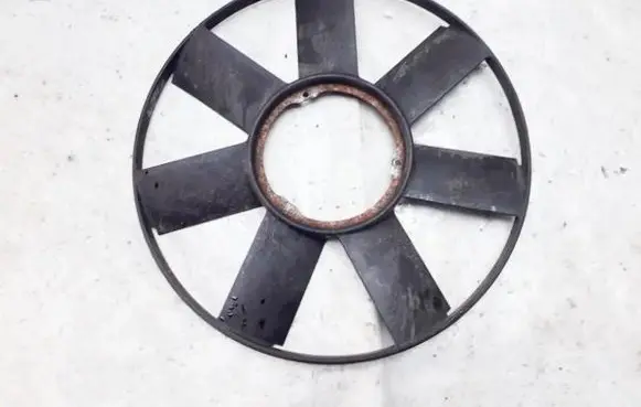 BMW 5 E39 Fan impeller 2243303