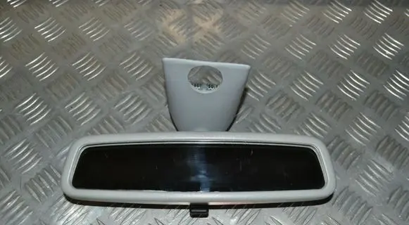 Rear view mirror (interior)