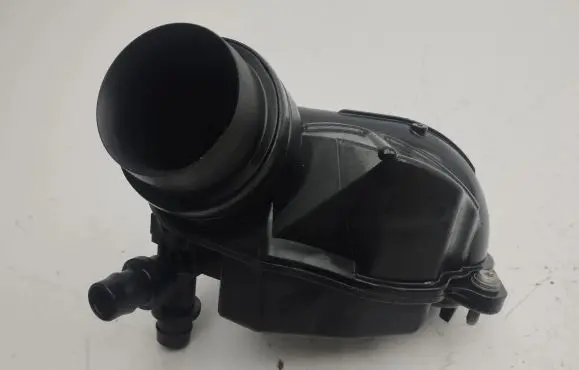 Intake resonator