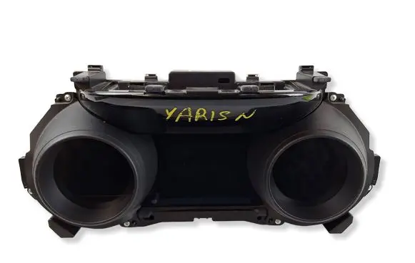 Toyota Yaris XP210 Speedometer (instrument cluster) 83800K0231 MB2576307412