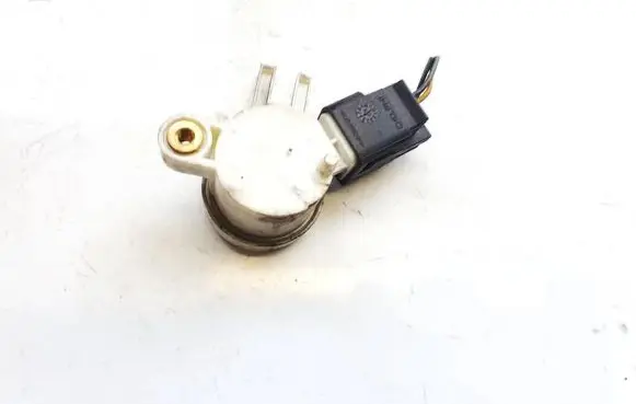 Opel Meriva B Clutch pedal sensor 22670896 9211c