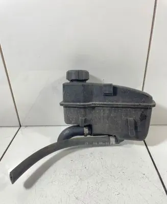 Volvo XC70 Power steering fluid tank/reservoir 30645621