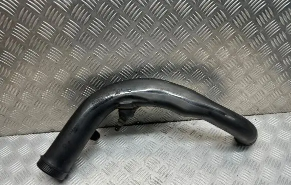 Volvo XC60 Intercooler hose/pipe 31274767