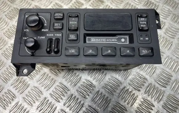 Chrysler Voyager Radio/CD/DVD/GPS head unit P04858556AD