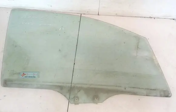 Mazda Premacy Front door window glass four-door