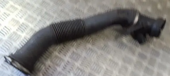 Audi A4 S4 B5 8D Air intake hose/pipe 058129627