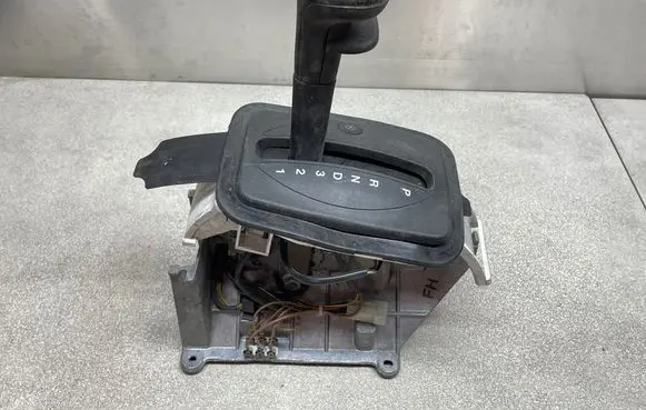 Opel Combo C Gear shifter/selector 90372930