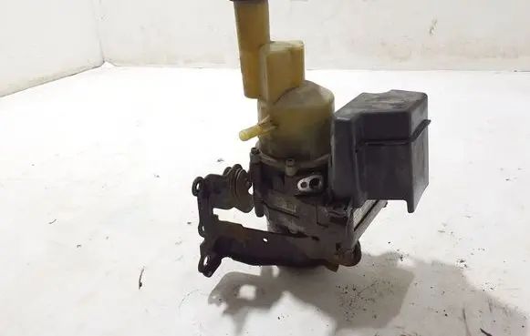 Toyota Proace Power steering pump 9818127580