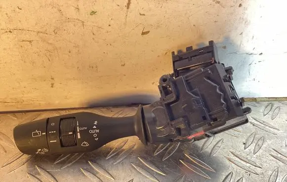 Lexus RX 450H Wiper control stalk 17F864