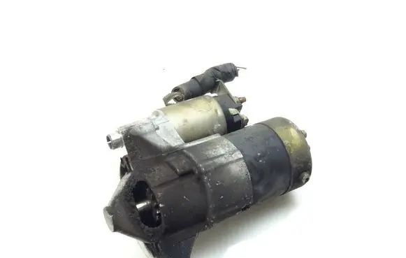 Citroen C5 Starter motor M000T82081
