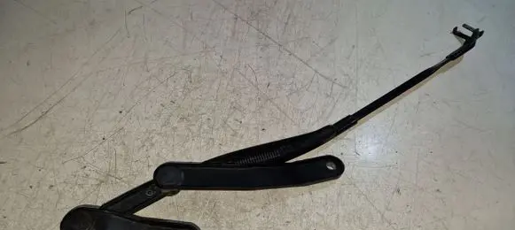Mercedes-Benz E W212 Front wiper blade arm A2128200944