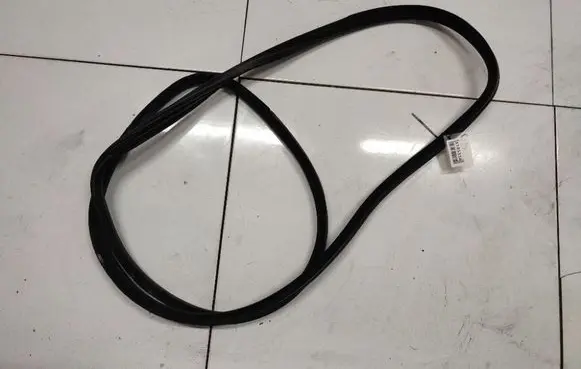 Volvo S60 Rubber seal front coupe door 