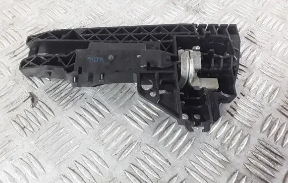 Audi A4 Allroad Front door coupe exterior handle/bracket 8T0837886B