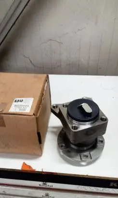 Peugeot Expert Rear wheel hub 3748a3