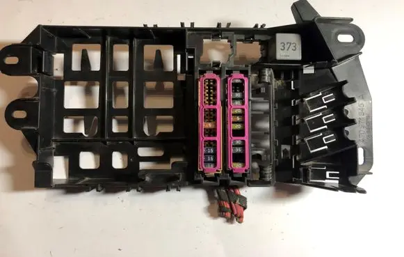 Audi A6 S6 C6 4F Fuse module 4F0971845A