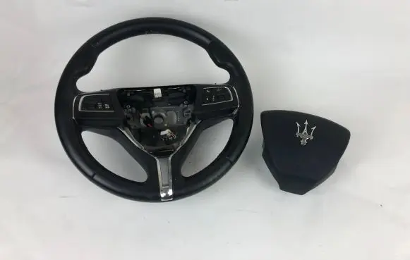 Maserati Ghibli Steering wheel