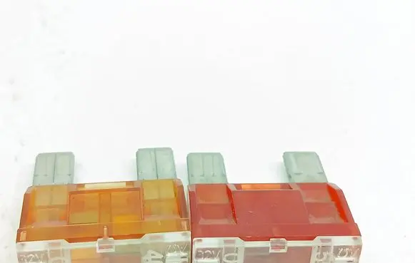 Audi A6 S6 C5 4B Fuse 