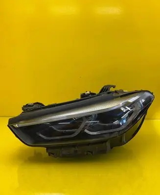BMW 8 G14 Headlight/headlamp 8739589-05