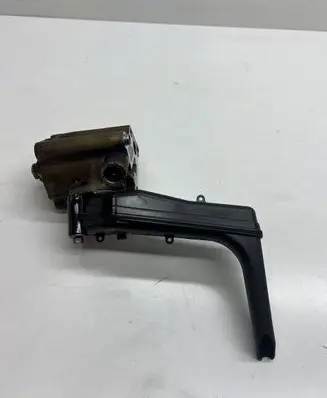 Volvo V50 Oil pump LF0214100A