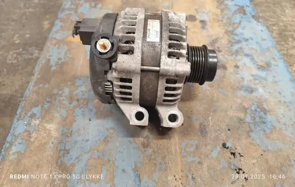 Jaguar XF X250 Generator/alternator 8X2310300CB 1042106120
