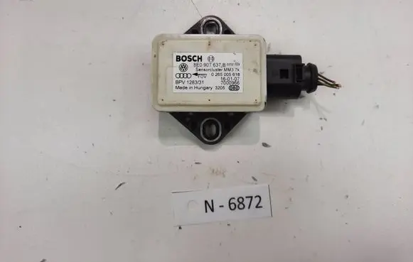 Audi A4 S4 B7 8E 8H ESP acceleration yaw rate sensor 8E0907637B