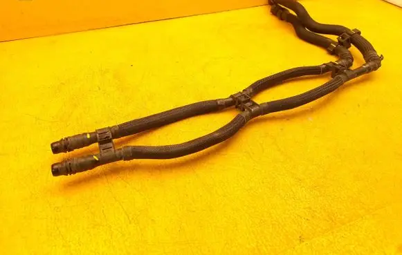Peugeot 308 Engine coolant pipe/hose 9840440980
