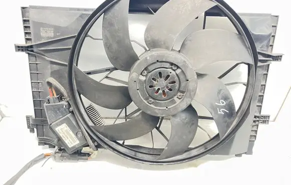 Mercedes-Benz C W203 Electric radiator cooling fan A2035000293