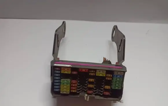 Volkswagen Amarok Fuse box set 2H0941828B