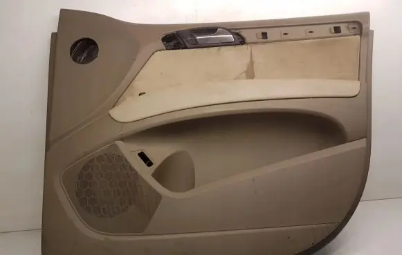 Audi Q7 4L Front door card panel trim 4L1867106