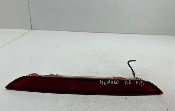 Ford Mondeo MK IV Third/center stoplight 7S7113A601AE Q80QC